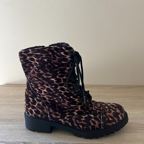 STEVE MADDEN GIRL Velvet Animal Print REX Combat Boots 8M Retro 90s Y2K - Picture 2 of 7